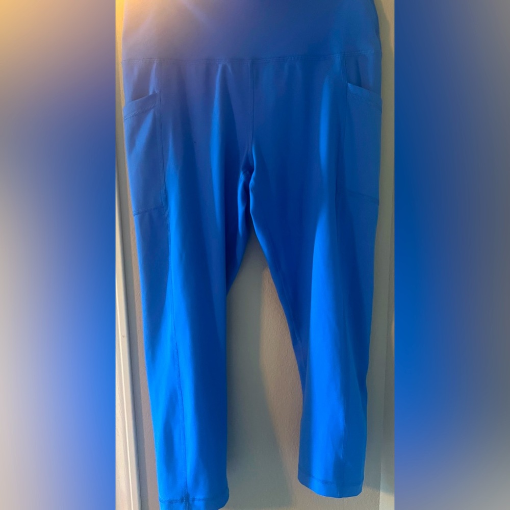 💙90 Degrees By Reflex Buttery Soft Crop Leggings💙